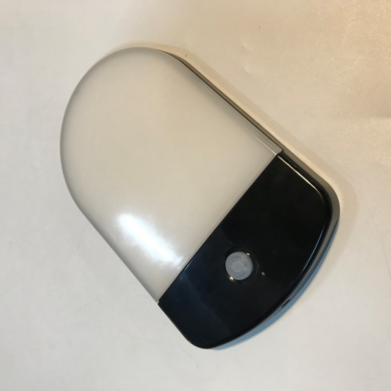 Avtomobiliniz üçün ən yaxşı karvan avtomobil işıqlarını necə seçmək olar?